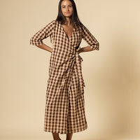 QUINN WRAP MAXI MOCHA GINGHAM
