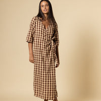 QUINN WRAP MAXI MOCHA GINGHAM