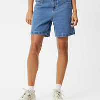 Emilie Hemp Denim Workwear Short in Worn Blue