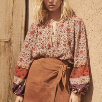 LADY UNTAMED BLOUSE TEA LEAF