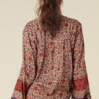 LADY UNTAMED BLOUSE TEA LEAF