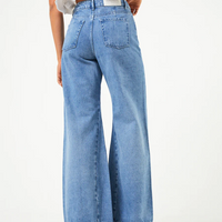 GIGI HEMP DENIM FLARED JEANS WORN BLUE