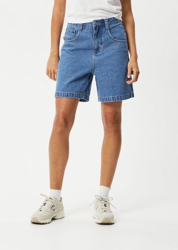 Emilie Hemp Denim Workwear Short in Worn Blue