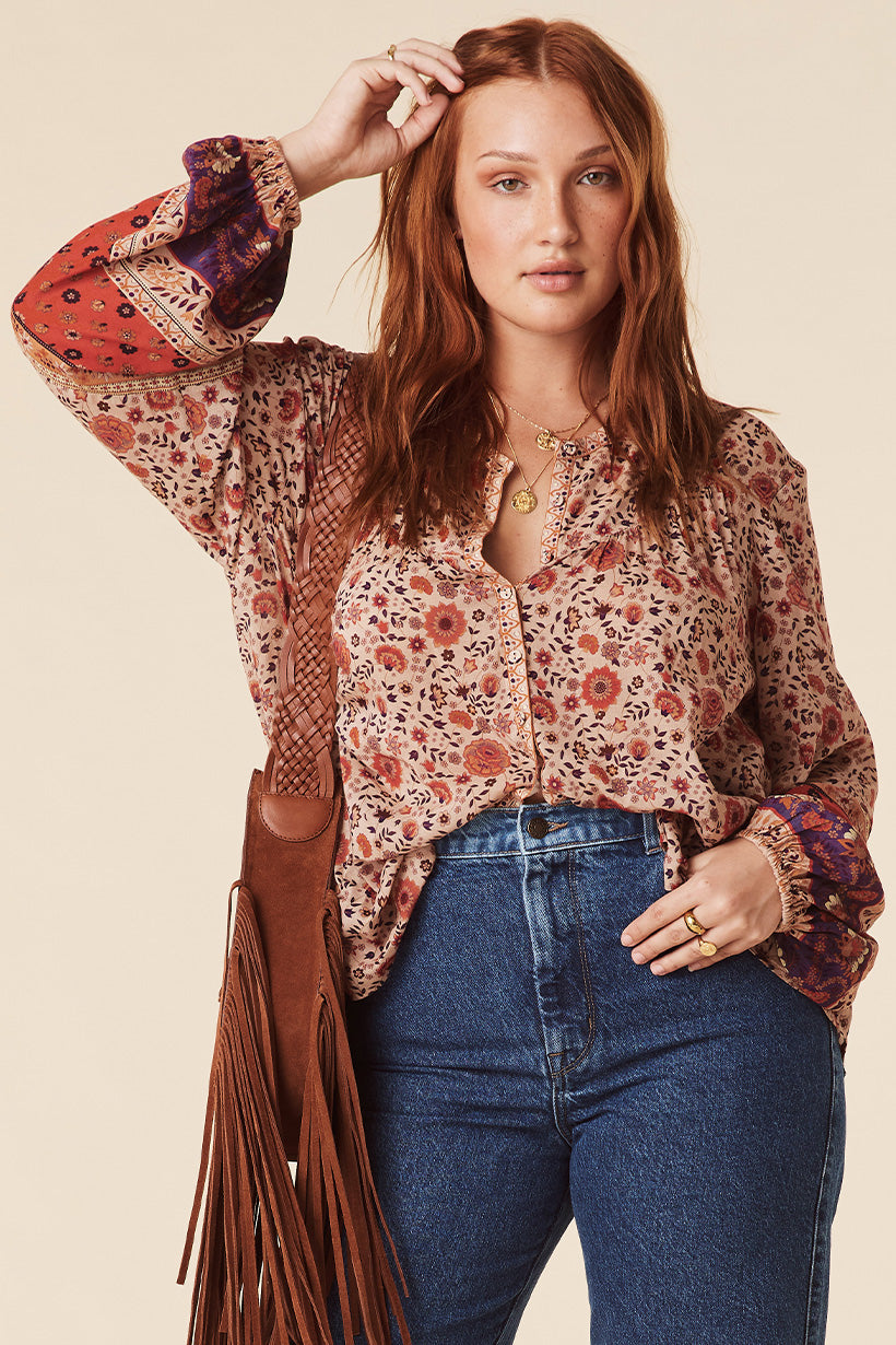LADY UNTAMED BLOUSE TEA LEAF