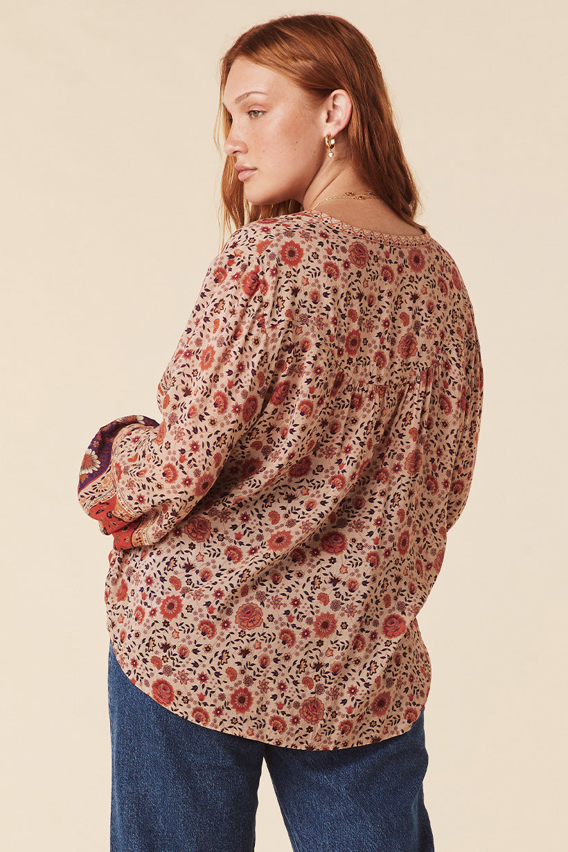 LADY UNTAMED BLOUSE TEA LEAF
