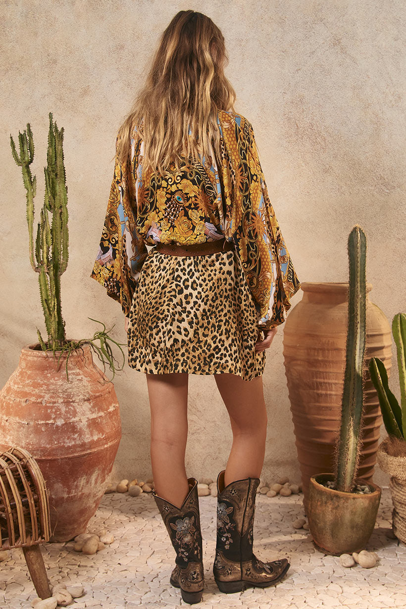 Lovers & Dreamers Short Robe Gold