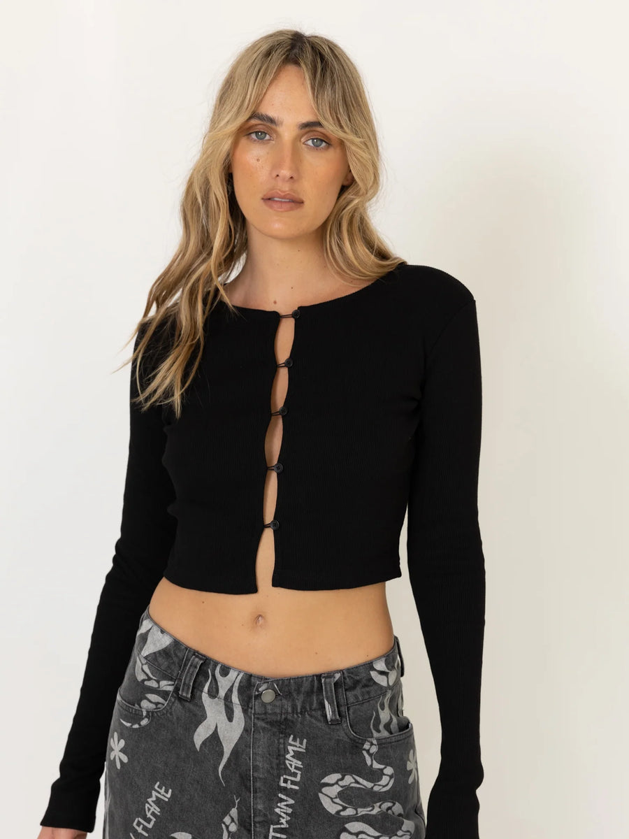 BUTTON UP LS TOP - BLACK