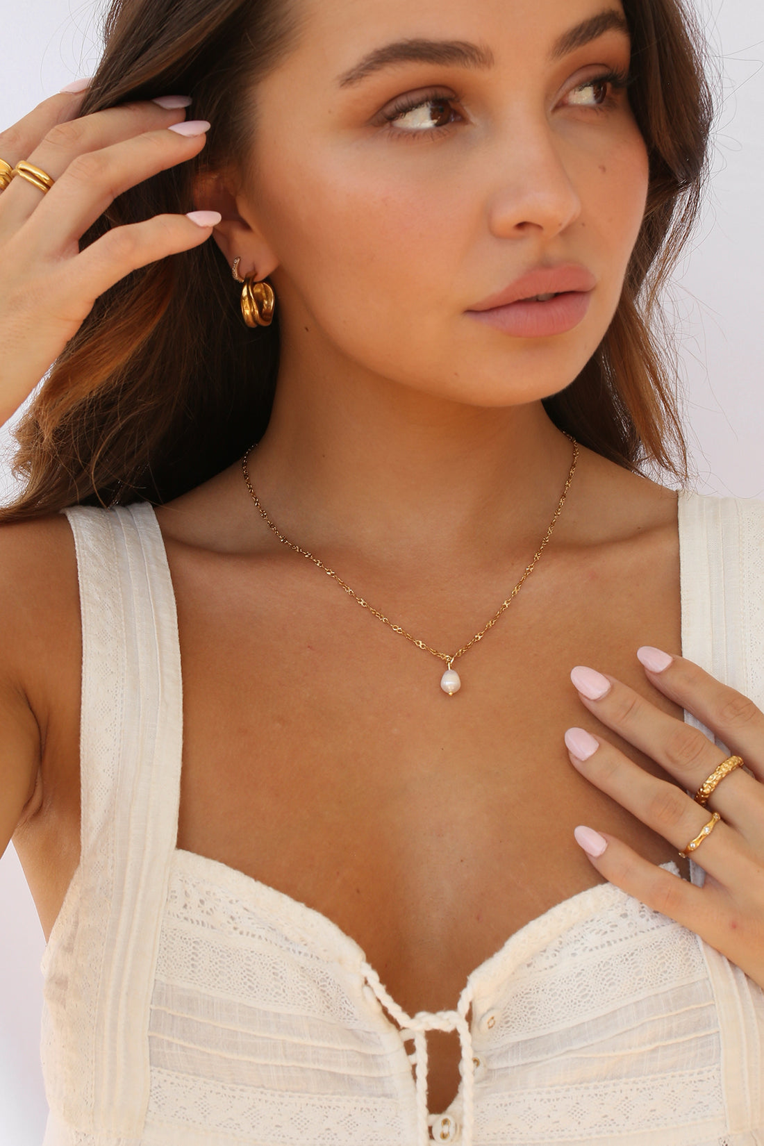 Bijou Pearl Necklace