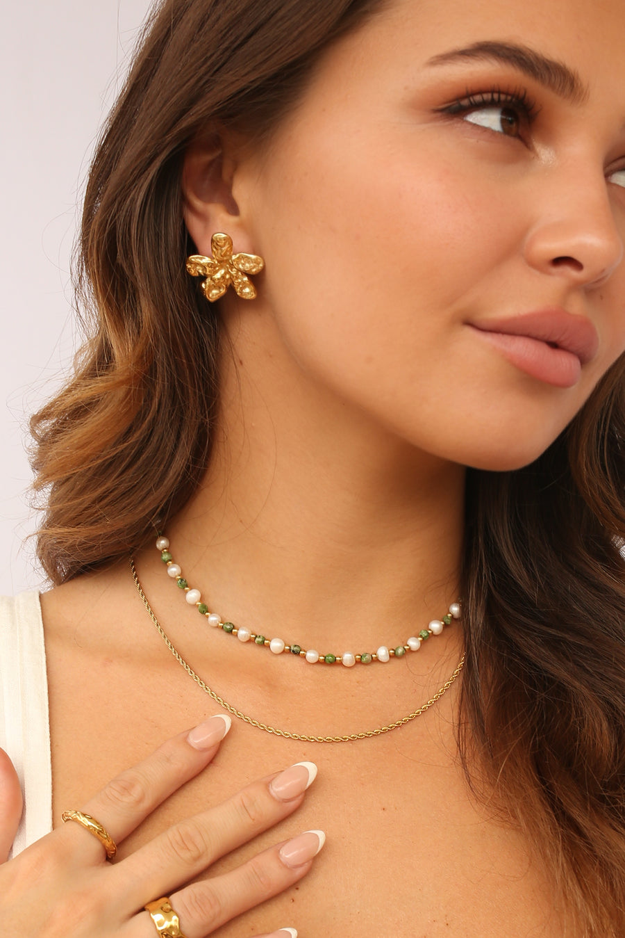 Avery Earrings Gold