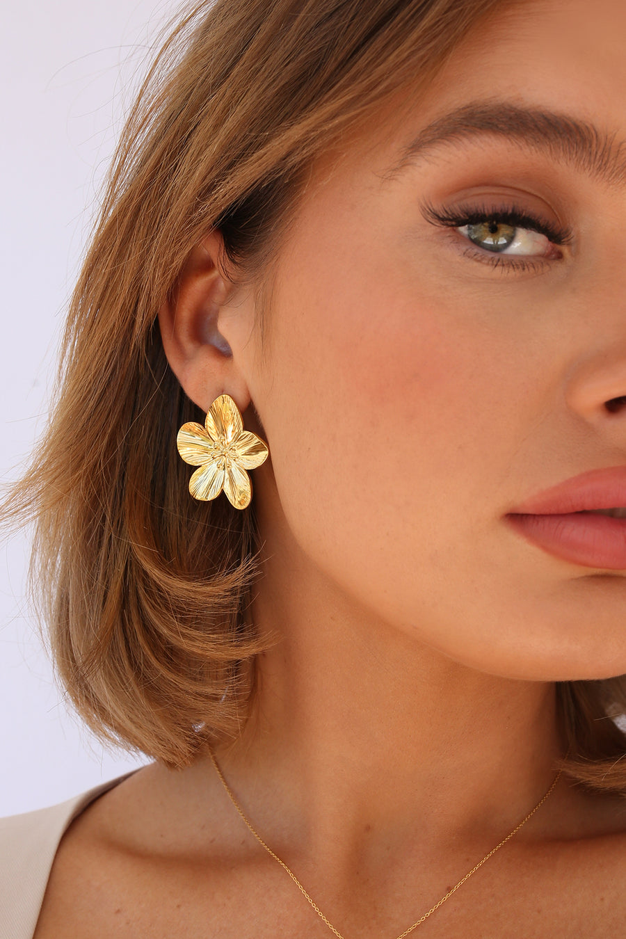 Flora Earrings in Gold