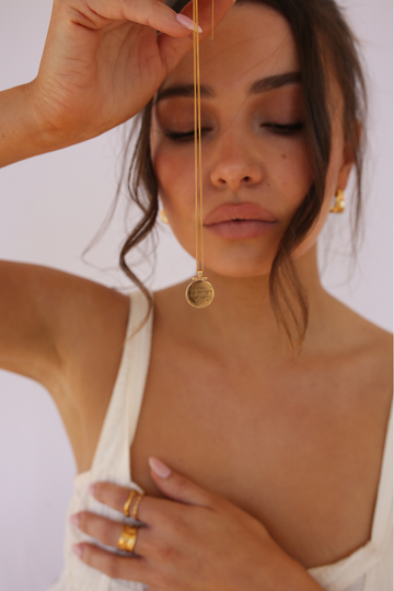 The Aureus Engravable Necklace