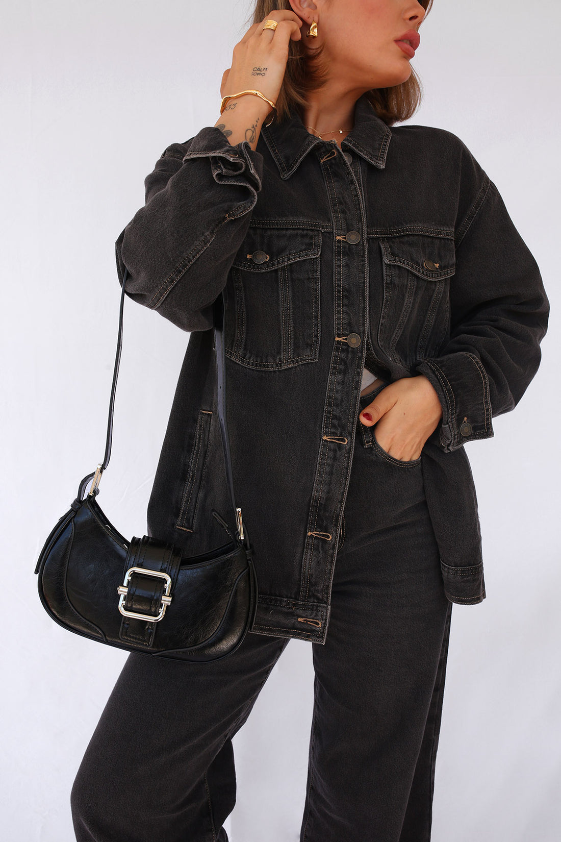 Perry Handbag in Black