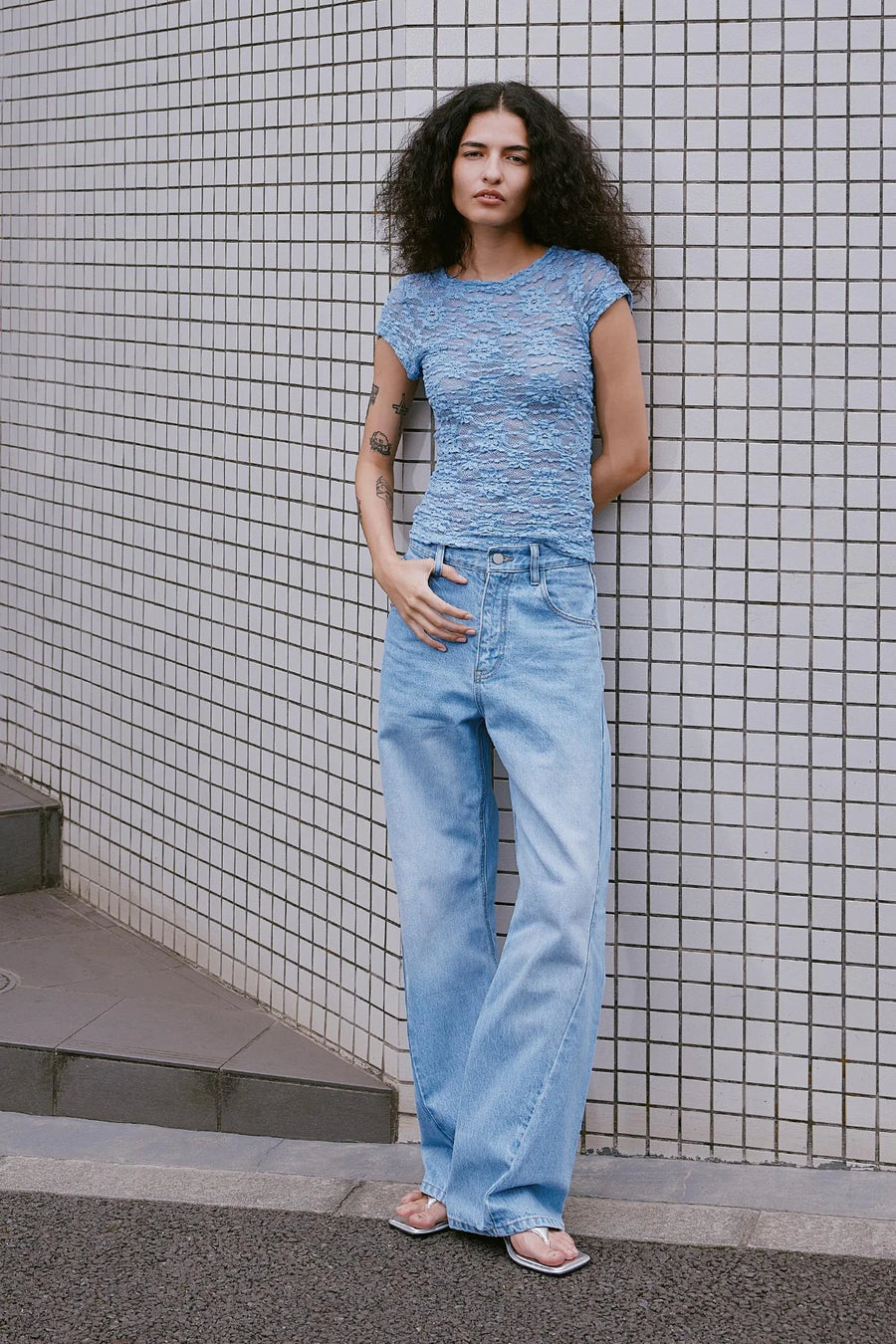 Percy Curve Seam Jeans Faded Blue