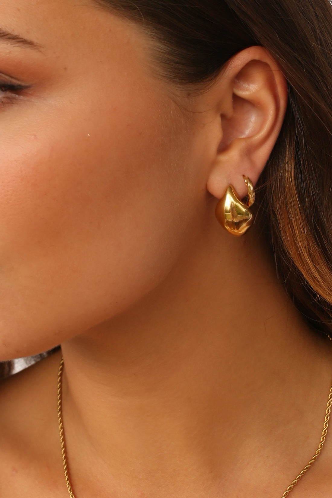 Spencer Teardrop Earrings Gold