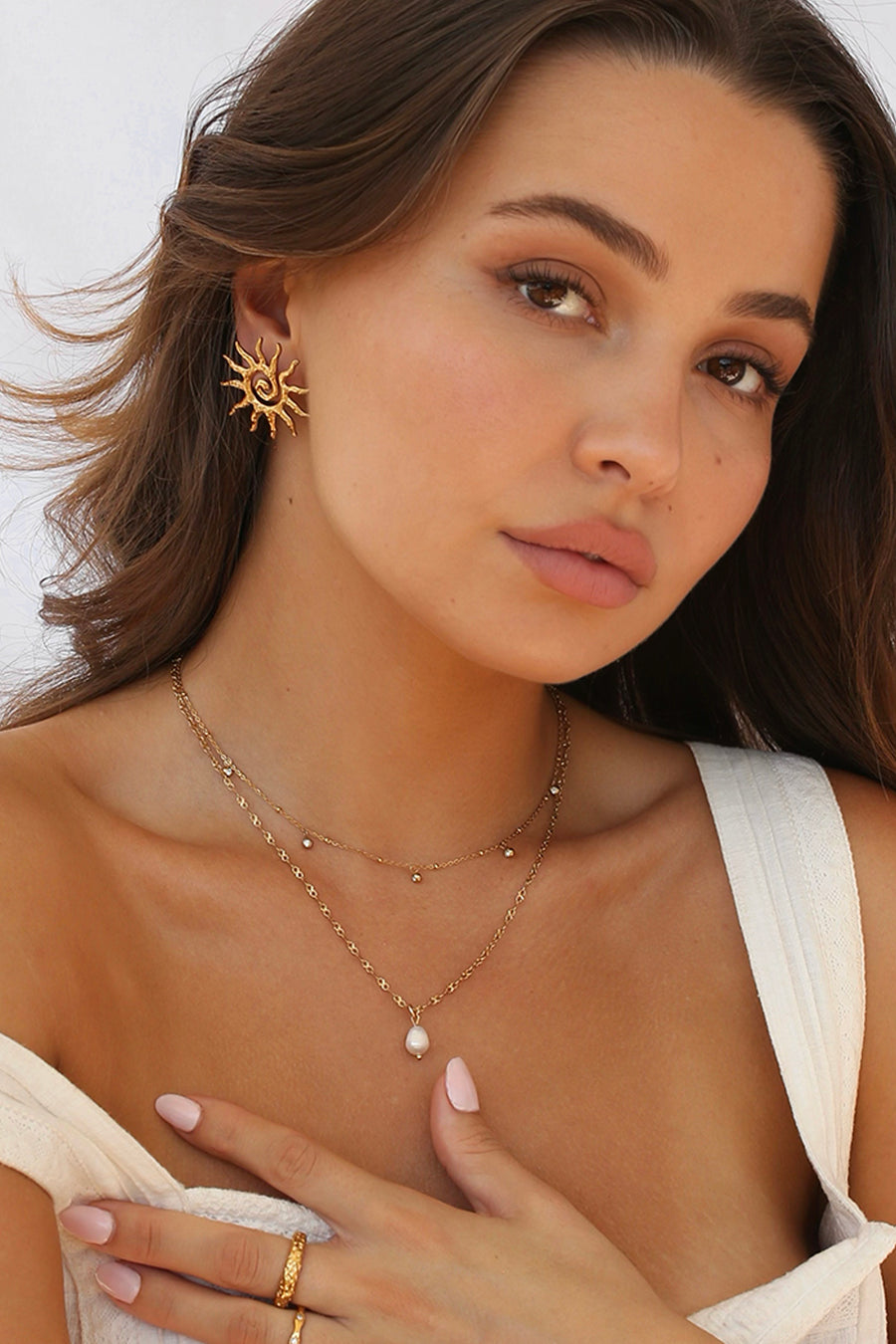 Helios Earrings Gold