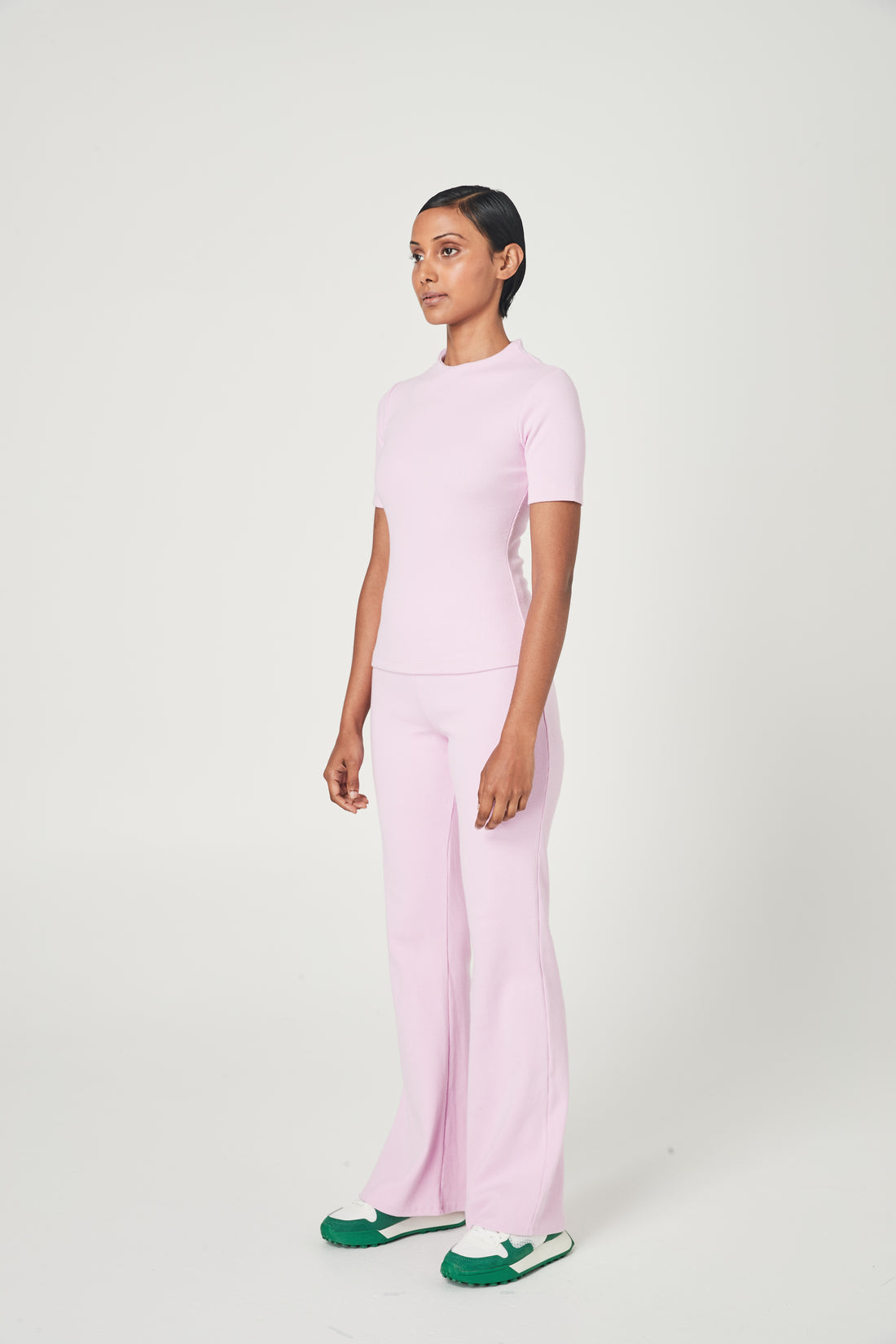 RIBBED HIGH NECK TOP PALE PINK