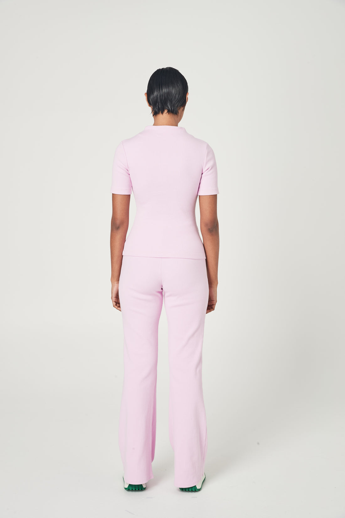 RIBBED HIGH NECK TOP PALE PINK