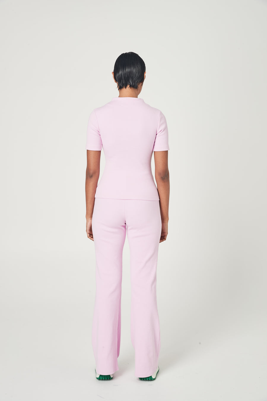 RIBBED HIGH NECK TOP PALE PINK