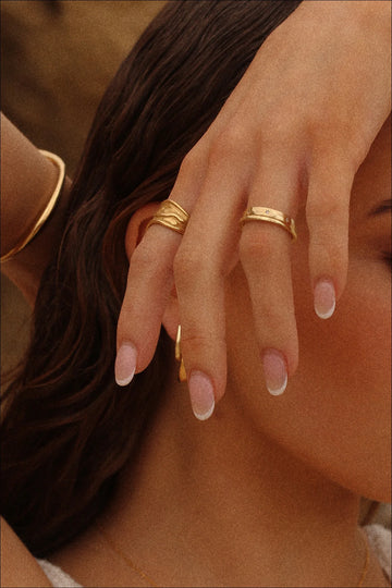 NEW MOON RING GOLD