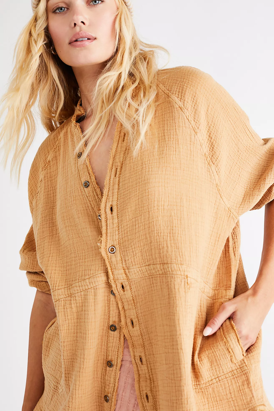 SUMMER DAYDREAM BUTTONDOWN GOLDEN