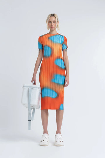 BOX PLEAT SHORT SLEEVE DRESS CORAL SPOT
